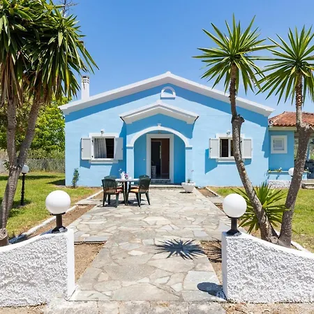 Amorossa With Garden View & Shared Pool By Konnect, Corfu *