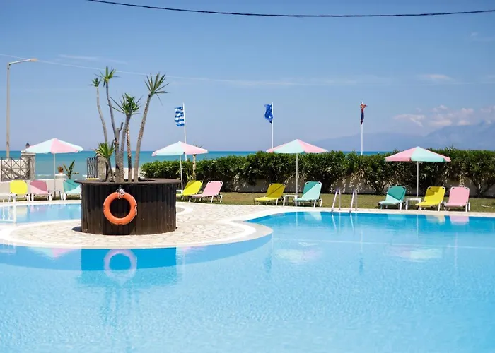 Amorossa With Garden View & Shared Pool By Konnect, Corfu