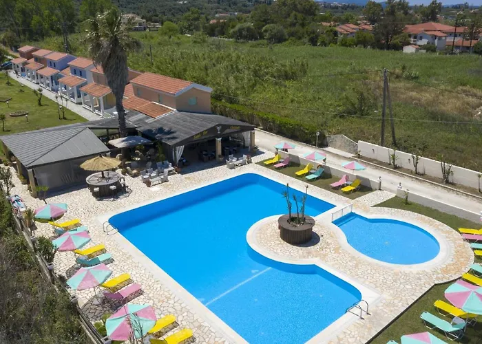 Amorossa With Garden View & Shared Pool By Konnect, Corfu Apartament Roda (Corfu)