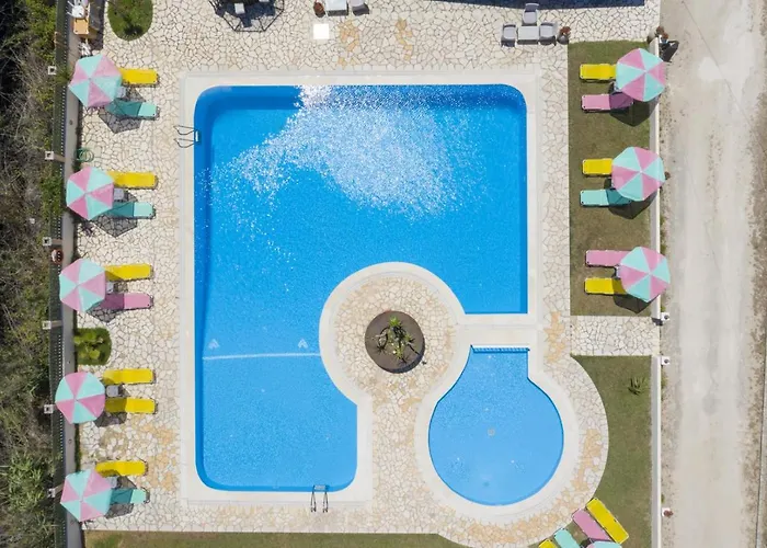 Amorossa With Garden View & Shared Pool By Konnect, Corfu Apartament Roda (Corfu)