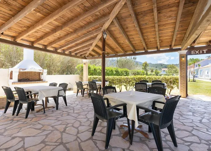 Apartament Amorossa With Garden View & Shared Pool By Konnect, Corfu Roda (Corfu)