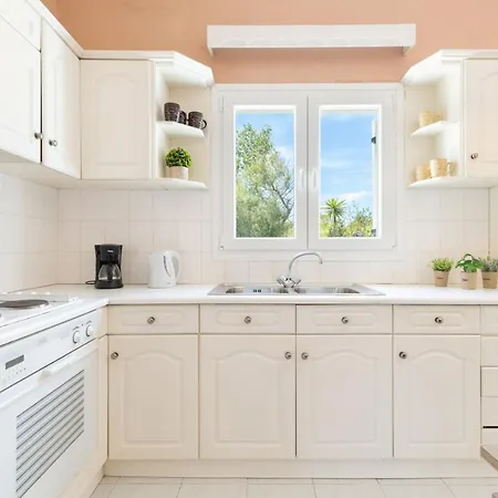 Amorossa With Garden View & Shared Pool By Konnect, Corfu * Rodas