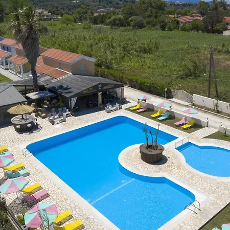 Amorossa With Garden View & Shared Pool By Konnect, Corfu Διαμέρισμα Ρόδα